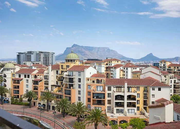 30% Off Designer Penthouse - Backup Power - Cape Town