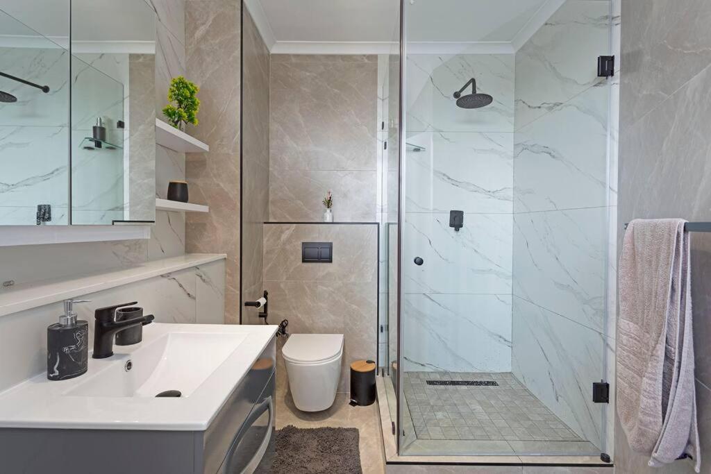 30% Off Designer Penthouse - Backup Power - Cape Town