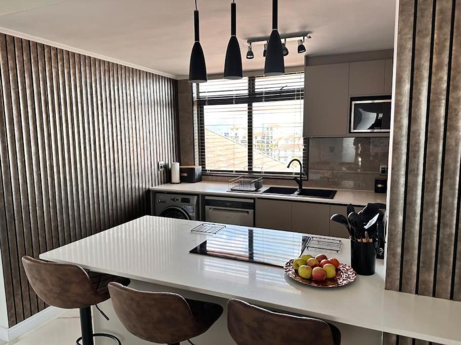 30% Off Designer Penthouse - Backup Power -
