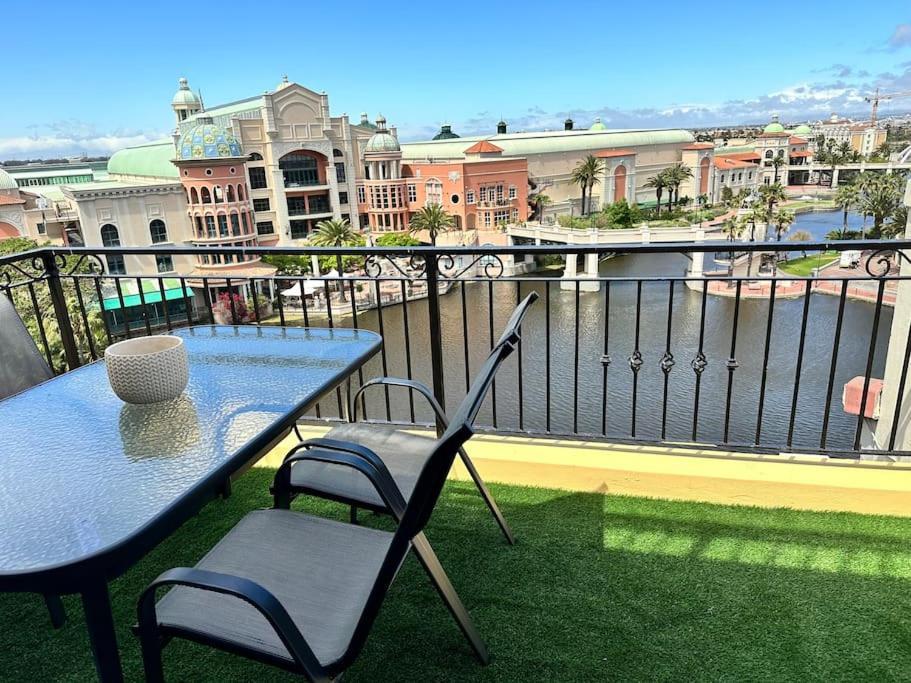 30% Off Designer Penthouse - Backup Power - Apartment Cape Town