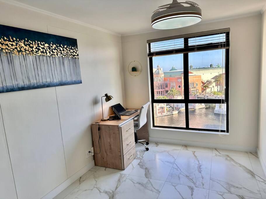 30% Off Designer Penthouse - Backup Power - *